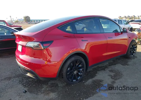 2020 Tesla Model Y Long Range Dual Motor All-Wheel Drive z USA, uszkodzony, nr VIN 5YJYGDEE4LF024043